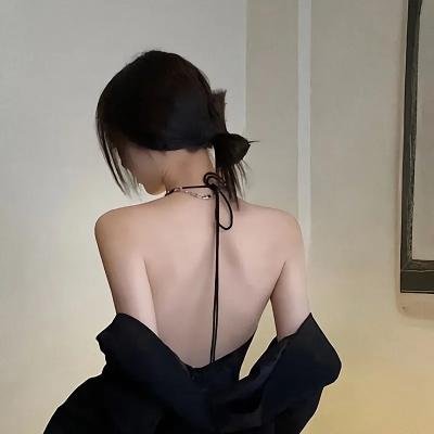 禁女